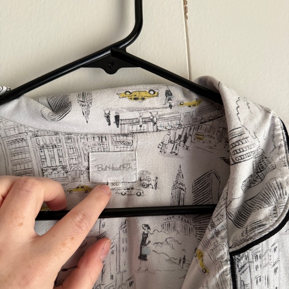 BedHead Pajamas City Print PJ Top Only Women’s Size XL - Picture 3 of 13